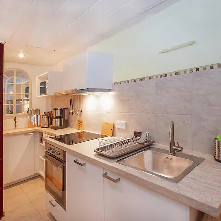 شقة Farmhouse Apartment Burgpreppach